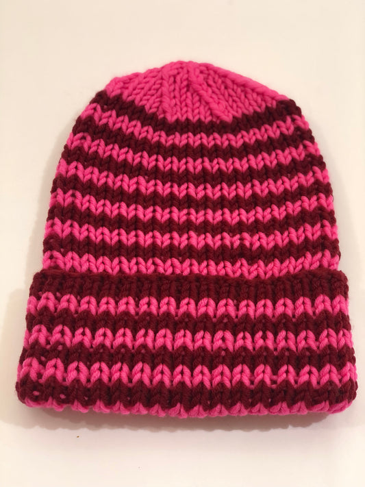 CASAROSA handgestrickte Ringel-Mütze für Erwachsene one size neonpink weinrot