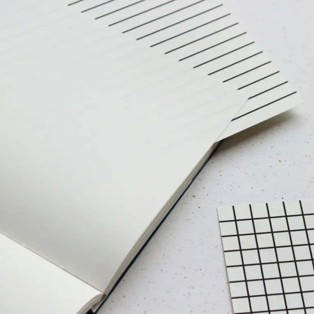 THE CITY WORKS Wiener Notizbuch A6 rot