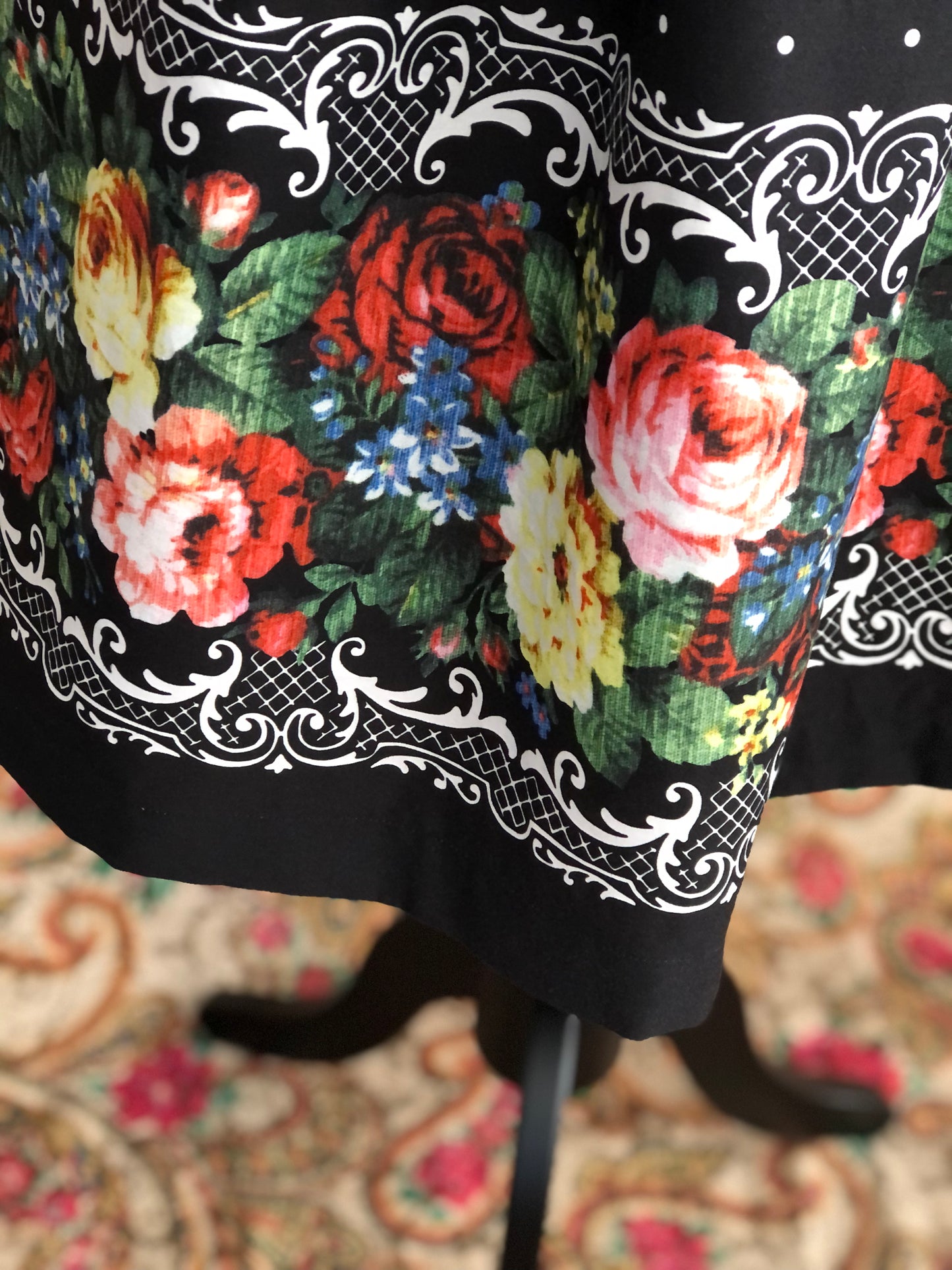 Damen-Rock BlumenLeo