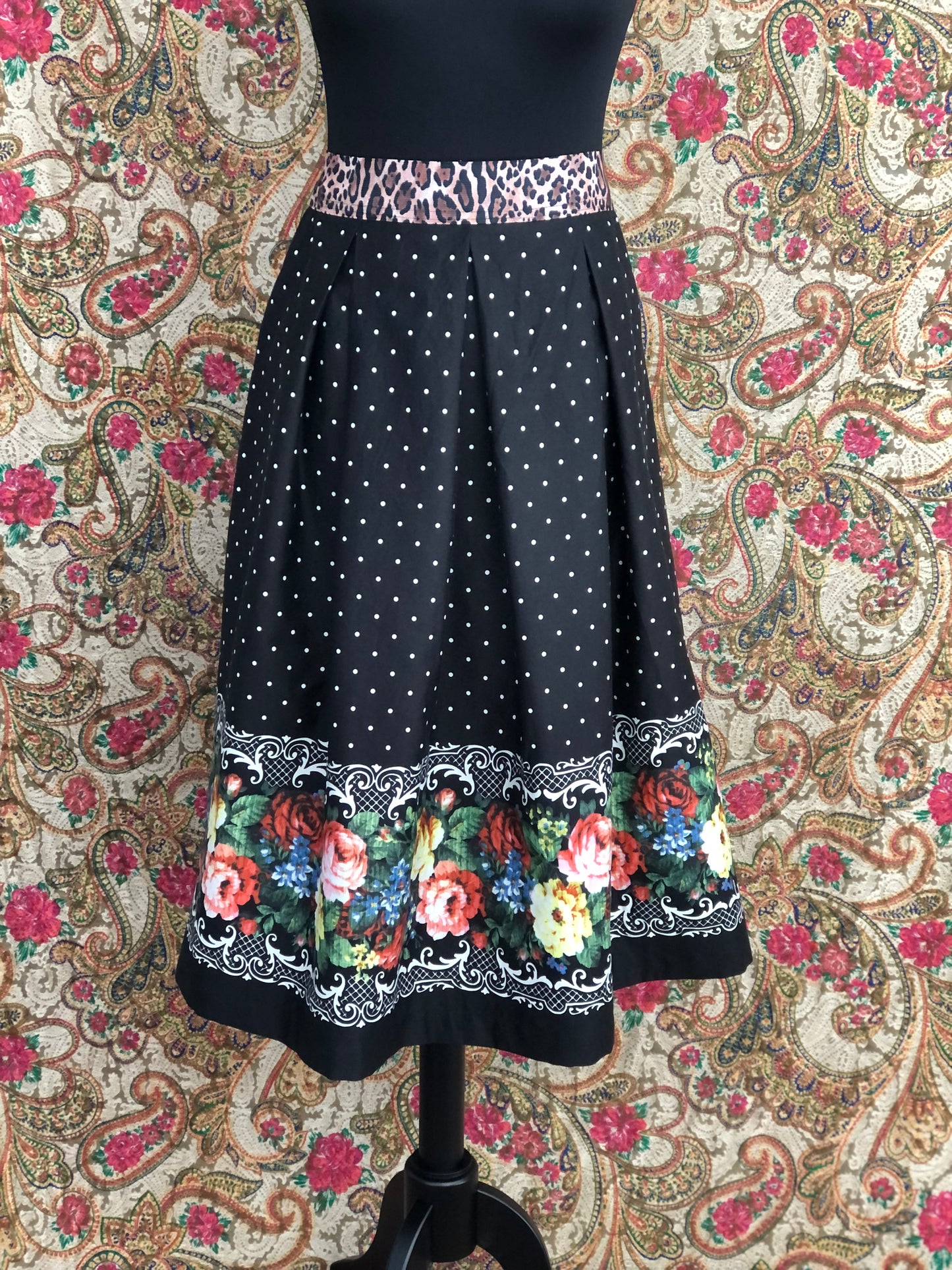 Damen-Rock BlumenLeo