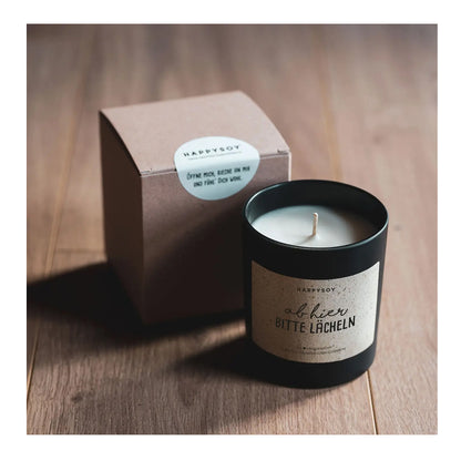 HAPPYSOY Duftkerze mit Spruch - ab hier bitte lächeln - und wundervollem Duft
